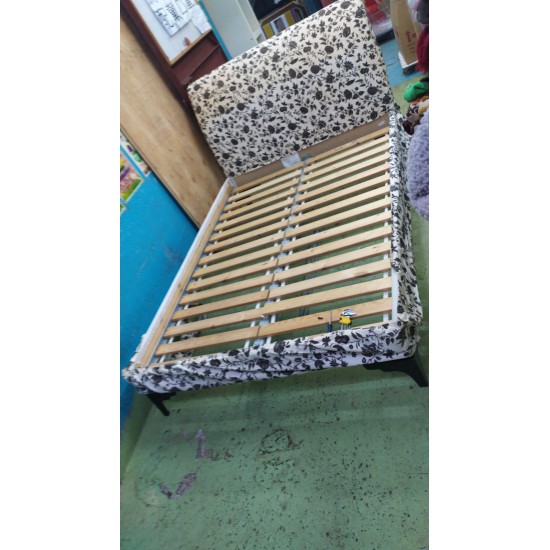 4.5 FOOT DOUBLE BED 