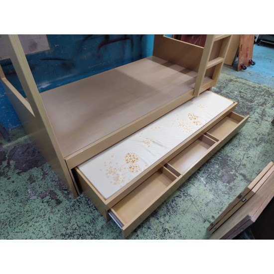 Three-foot upper and lower lattice mother bed (70% new)