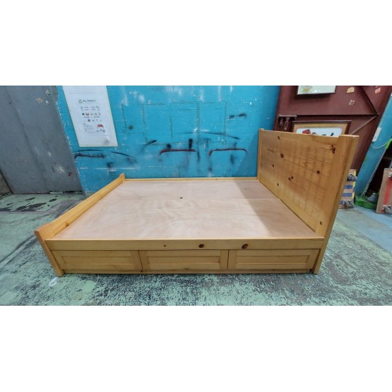 松木四尺床(70%新) SOLD/已售