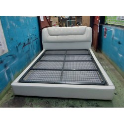 特大六尺油壓床(70%新)