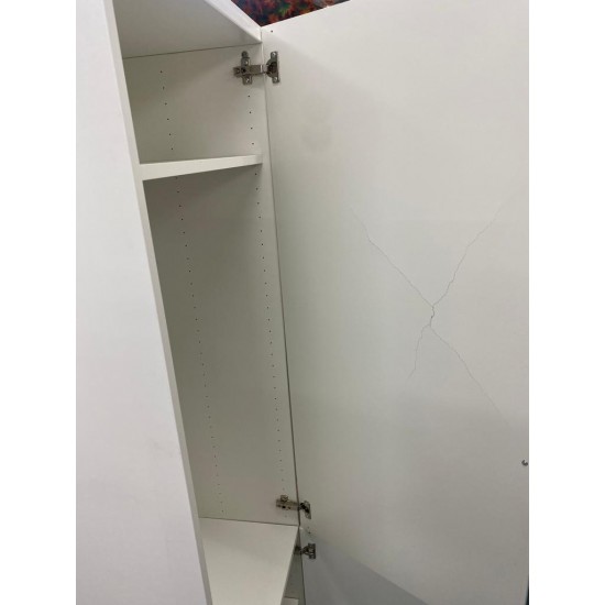 Storage Cabinet (door with crack) (70% NEW)(SOLD/已售)