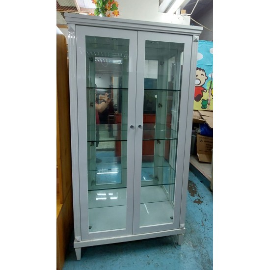 Lacquered glass cabinet (80% new)