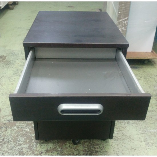 有輪櫃仔(75%新)SOLD/已售