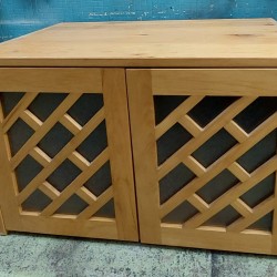 實木電視地櫃/儲物櫃(70%新)