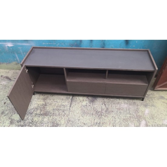 5-foot TV cabinet (70% new)