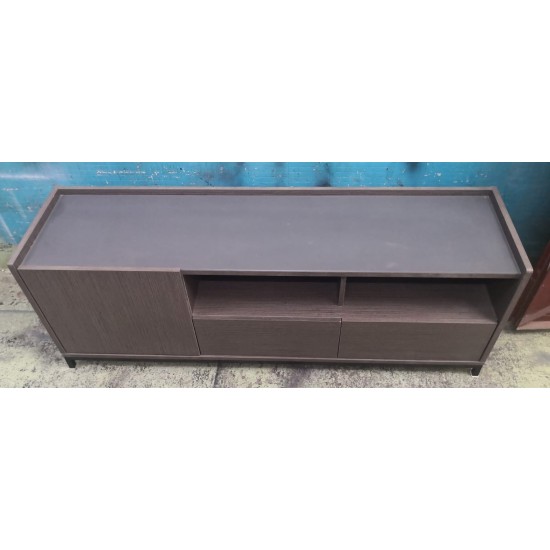 5-foot TV cabinet (70% new)