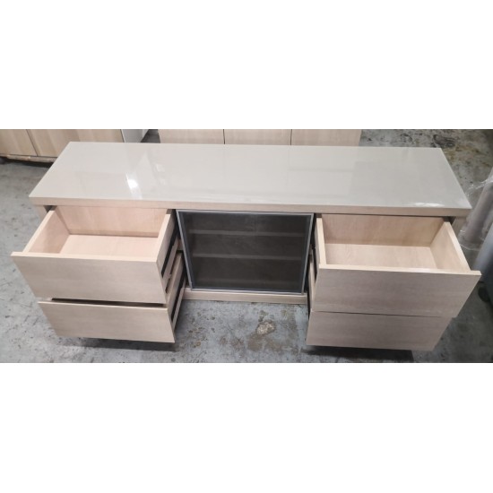 5-foot TV cabinet (75% new)