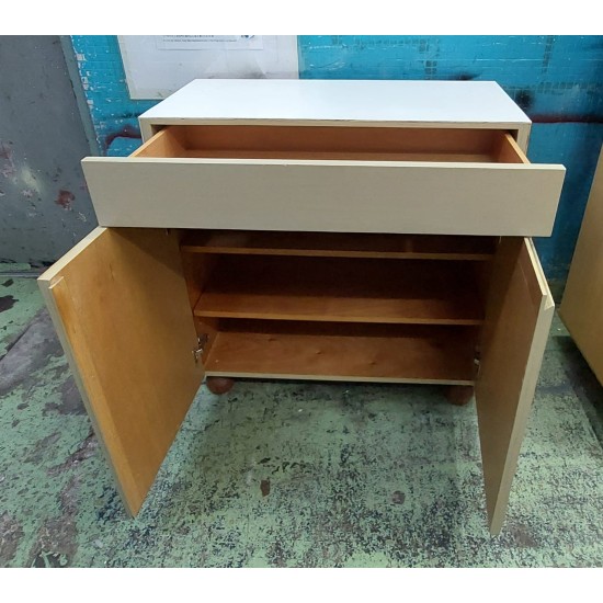 Custom lockers (70% new)