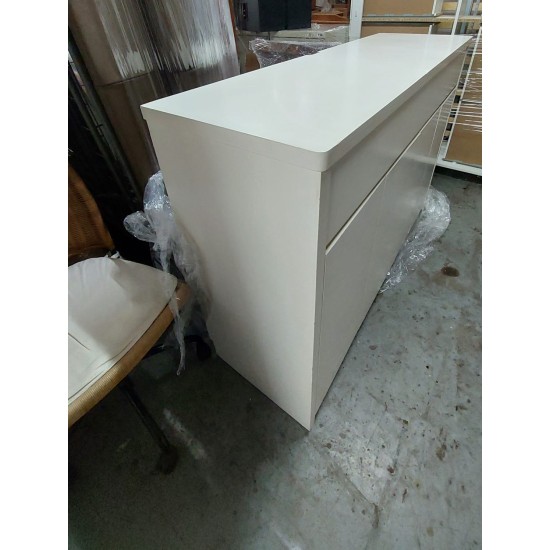 純白儲物櫃 (70%新)SOLD/已售