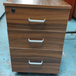 有碌辦公室櫃 (70%新)