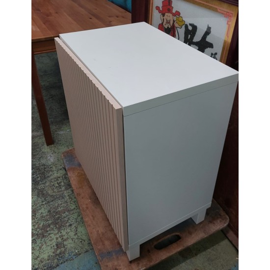 兩尺儲物櫃(70%新)