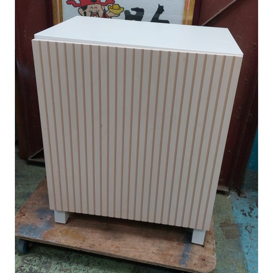 兩尺儲物櫃(70%新)