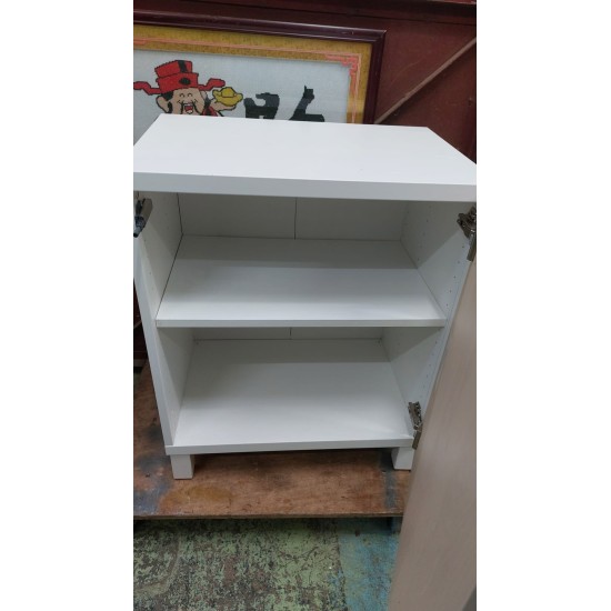 兩尺儲物櫃(70%新)