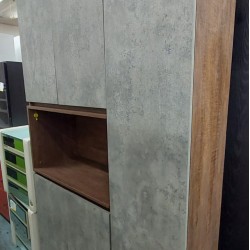 靚靚四尺C字櫃(75%新)