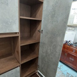靚靚四尺C字櫃(75%新)