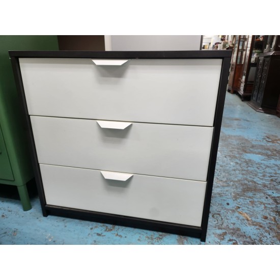 三桶櫃(65%新) 己售  SOLD