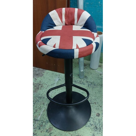 英倫風吧櫈 (70%新)
