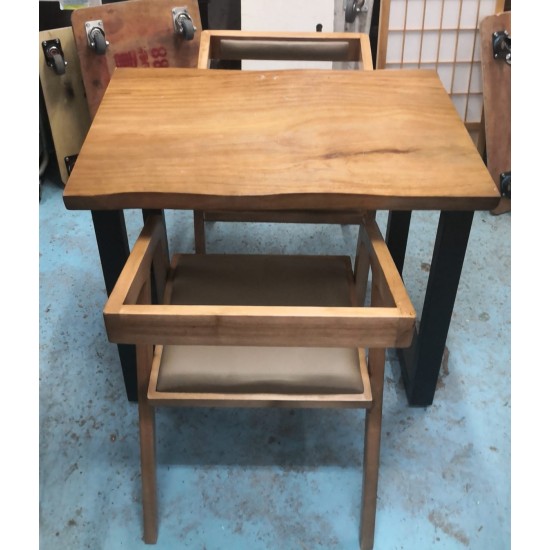 Beautiful solid wood one chair and two chairs (70% new)