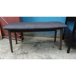 馬來西亞制實木櫈(70%新)