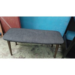 馬來西亞制實木櫈(70%新)