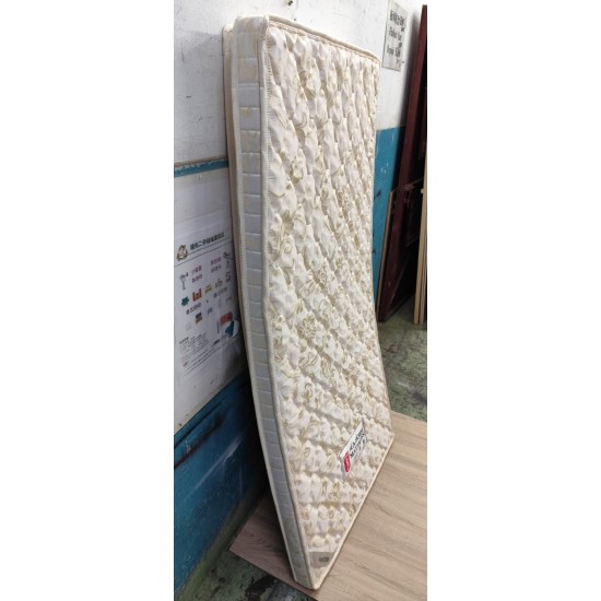Three-foot mattress (70% new)