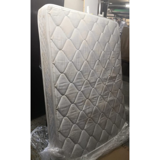 4.5 feet mattress (70% new)
