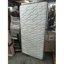 三尺床褥   (70%新) 