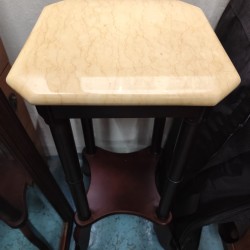 中式雲石花几(75%新)