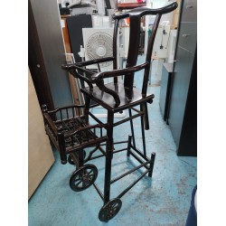 中式實木特色嬰兒車 