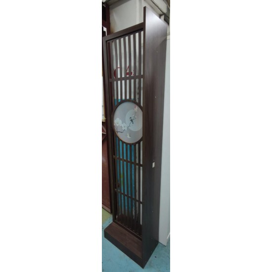 Chinese-style Partition (75% NEW)(已售/SOLD)