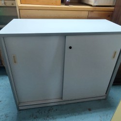 趟門儲物櫃 (70%新) (無鎖匙)