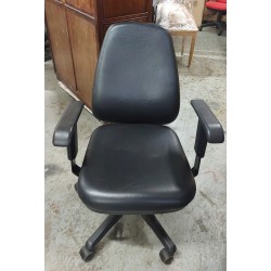 皮電腦椅(70%新)