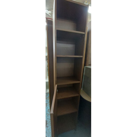 窄身儲物櫃(70%新)