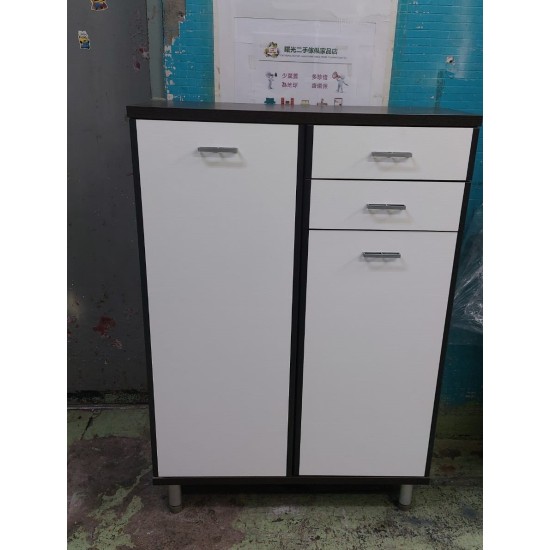Red Apple Shoe Cabinet (70% new)