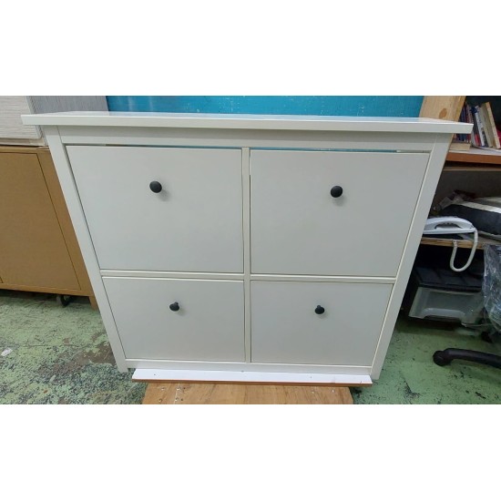 Slim shoe cabinet (70% new)