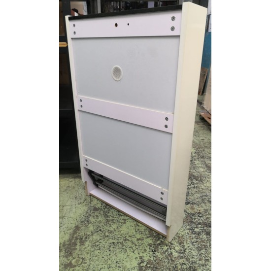 鞋櫃(70%新) 己售 SOLD