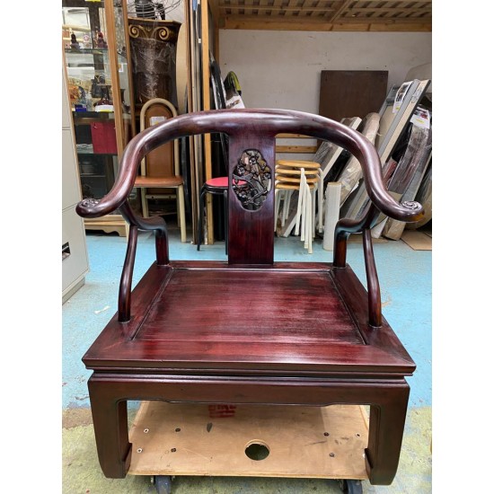 CHINESE-STYLE ROSEWOOD MASTER CHAIR (90% NEW)