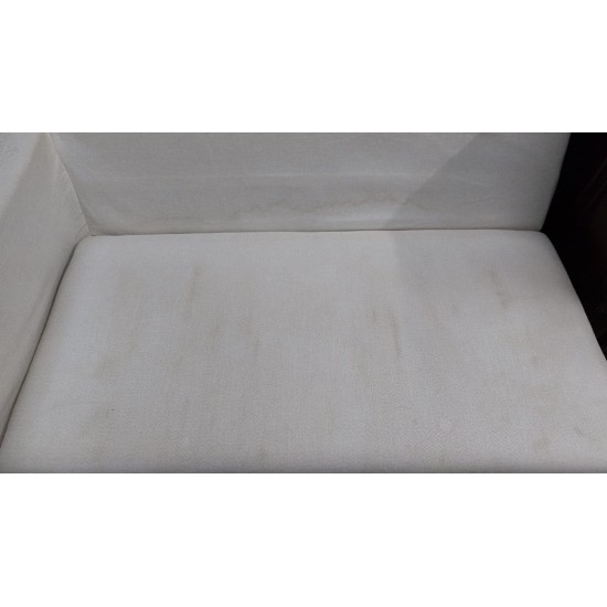 ﻿布梳化有漬 (65%新)