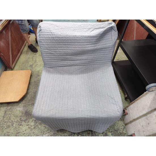 Single sofa bed (80% new)
