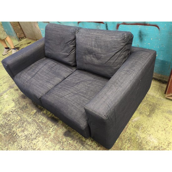 新淨布藝梳化(70%新) 己售 SOLD