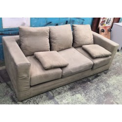 三座布藝梳化有漬有破(65%新)