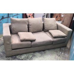 三座布藝梳化有漬有破(65%新)