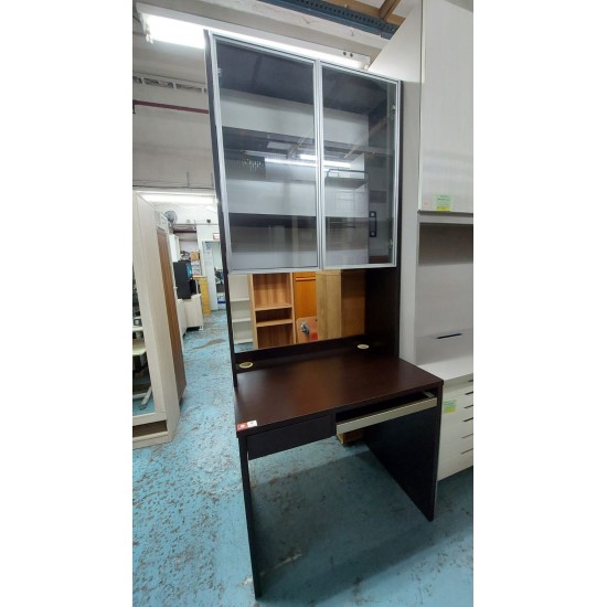 Red Apple 3-foot Computer Desk (70% new)