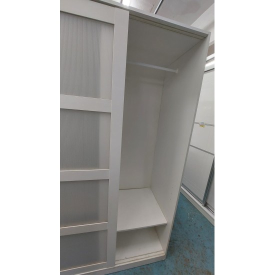 4-foot reclining door wardrobe (70% new)