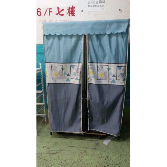 鐵架布衣櫃 (65%新) SOLD/已售