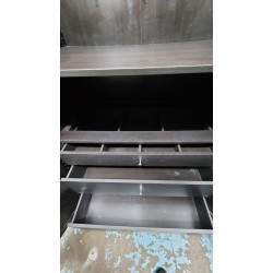 黑色高身衣櫃 (70%新)