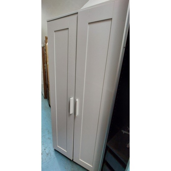 Pure white wardrobe (70% new)