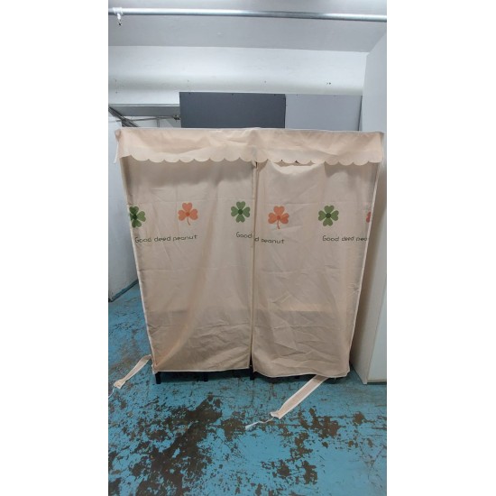 鐵架布衣櫃 (70%新)