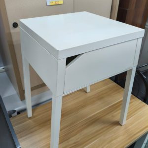 Shiny white bedside table (75% new)