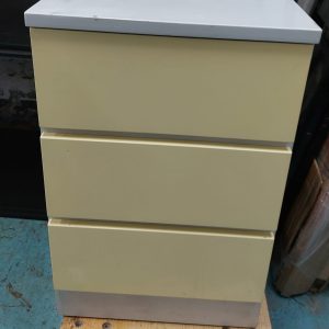 Minimalist bedside table (65% new)